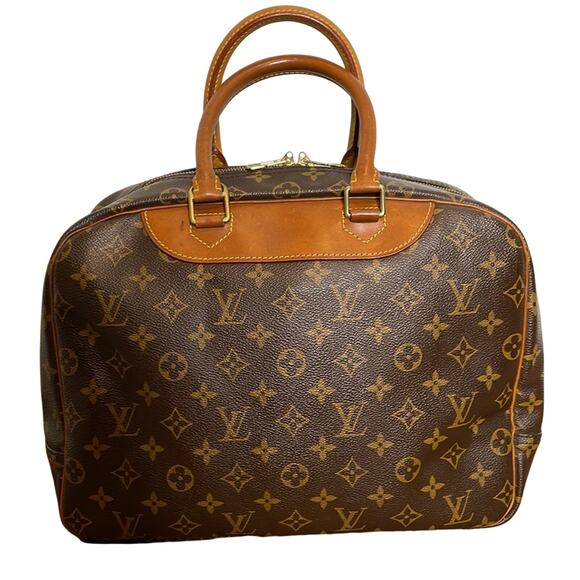 Louis Vuitton Monogram Deauville Bag - Picture 4 of 16